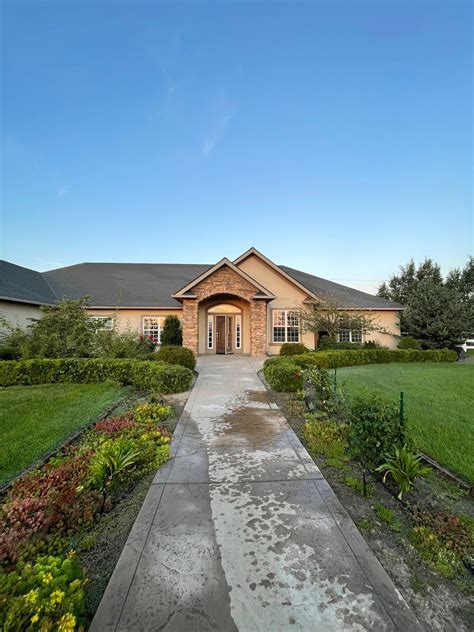 places to stay in hermiston